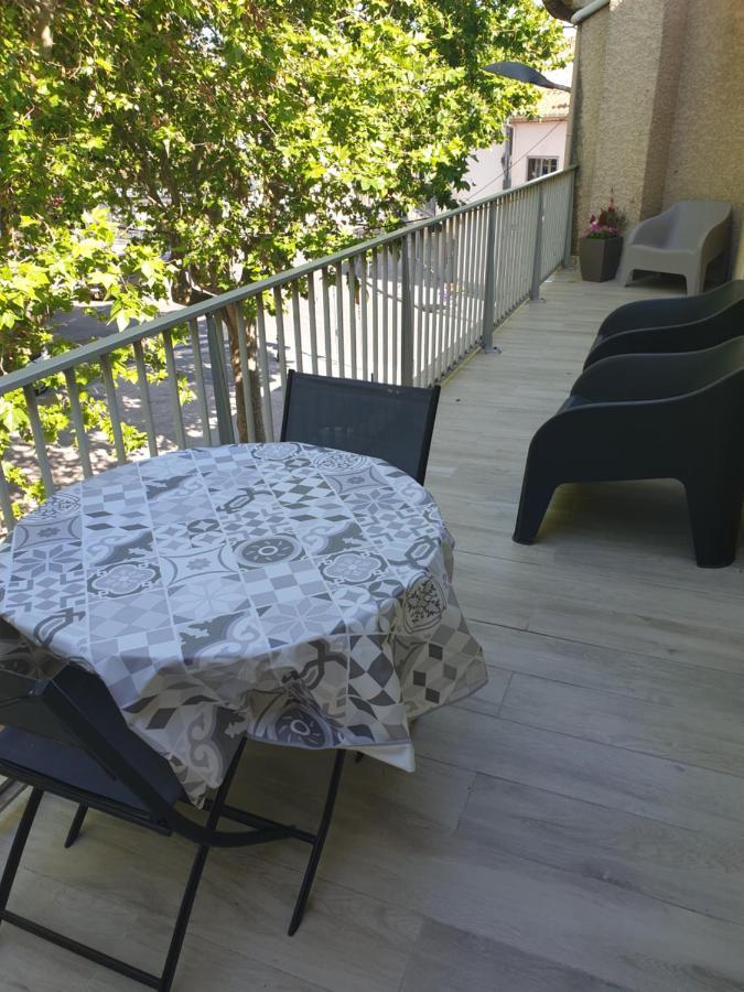 L Ephejules Leilighet Marseillan  Eksteriør bilde