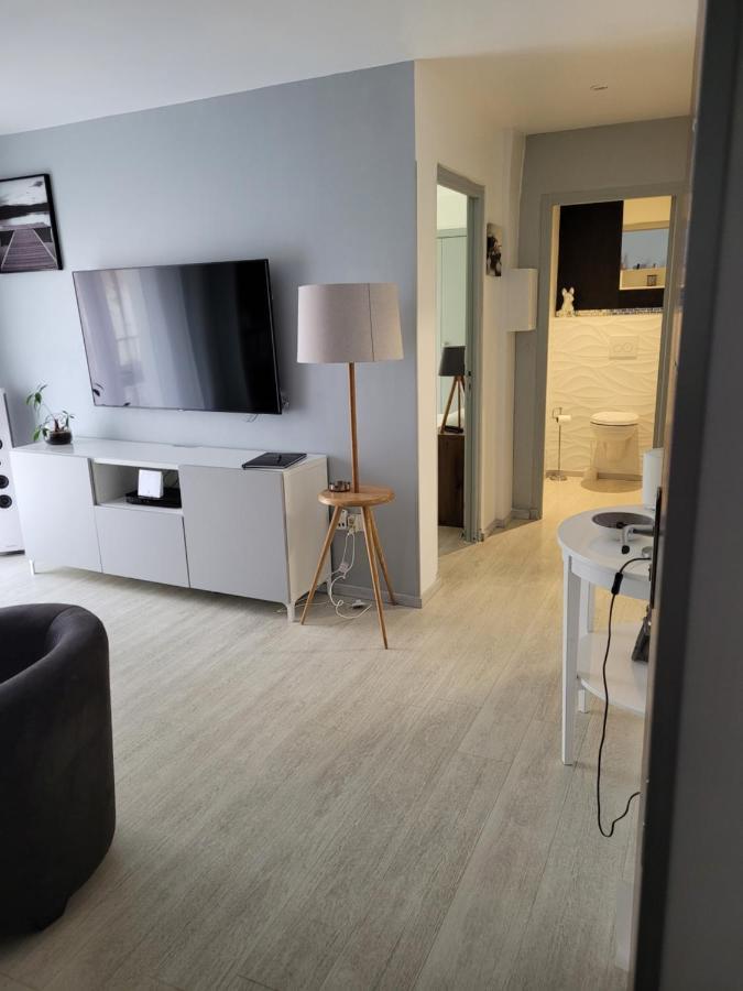 L Ephejules Leilighet Marseillan  Eksteriør bilde